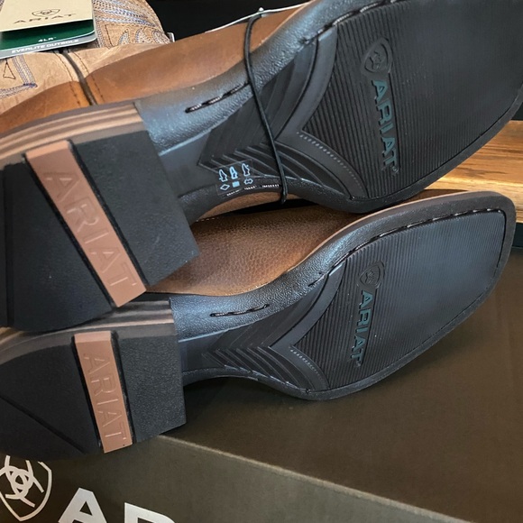 Ariat Everlite blazin asst medium new - Picture 4 of 4